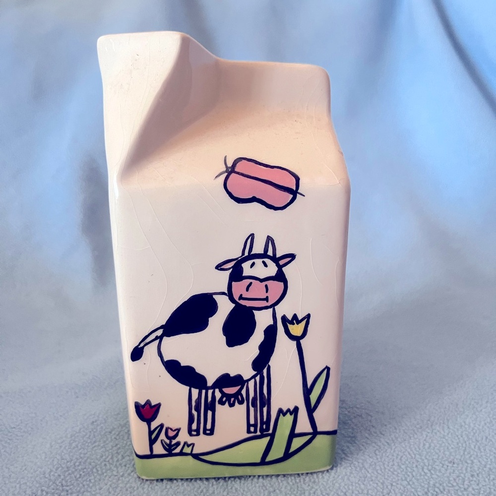 Ganz Milk container